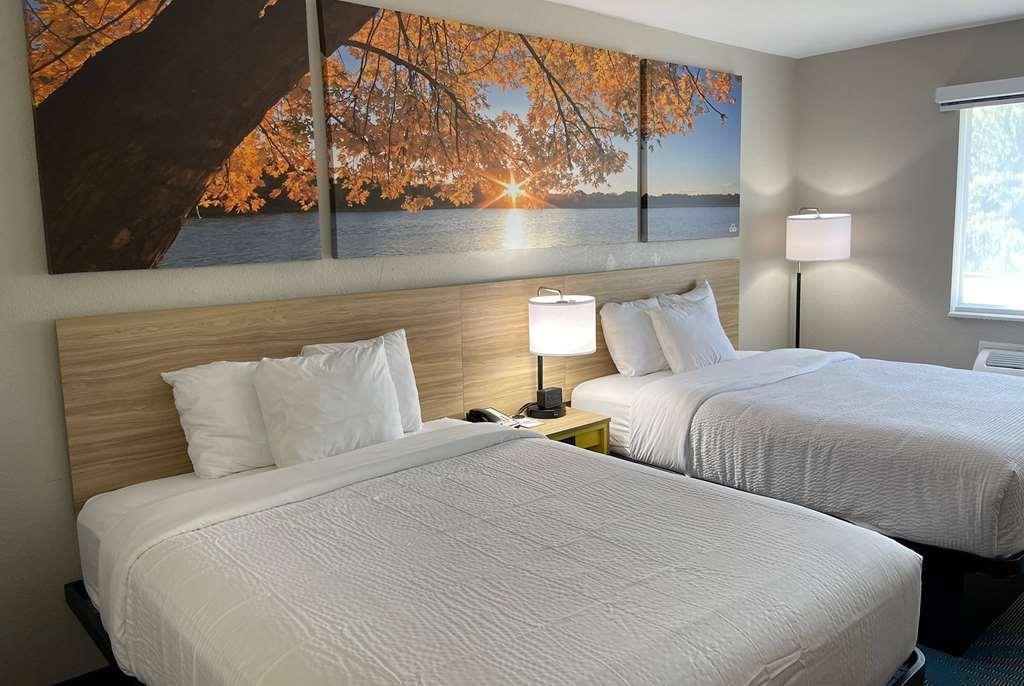 Hotel Days By Wyndham Imlay 2*
